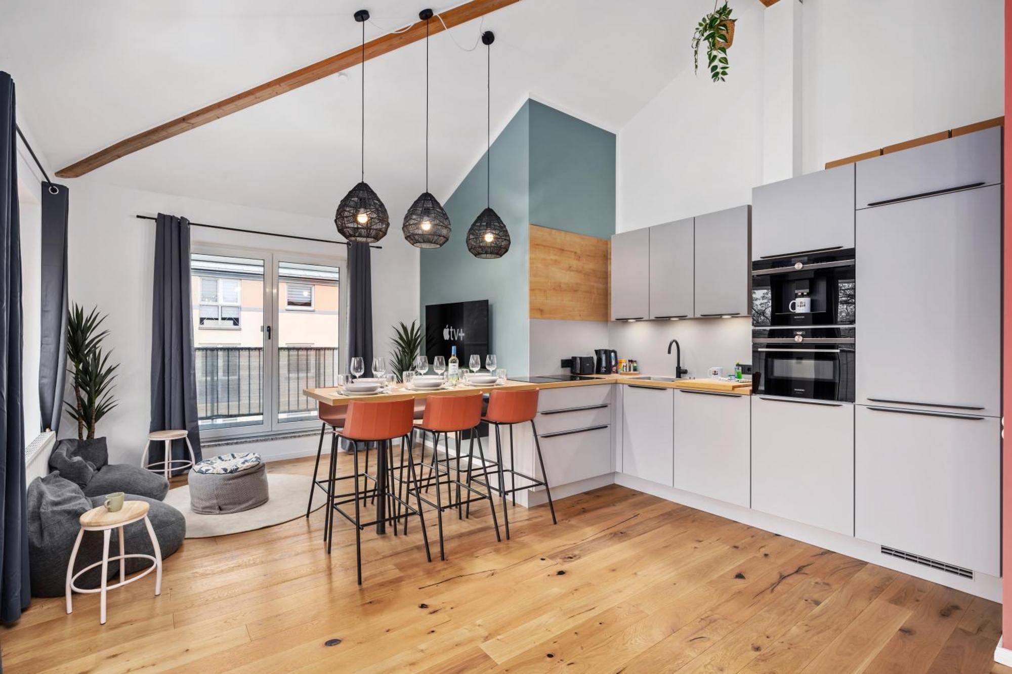 Edler Wohnraum Schwanenteich-Penthouse Mit Garage, Grill, Kaffeevollautomat, Klima, Lift & Terrasse Apartment ซวิคเคา ภายนอก รูปภาพ