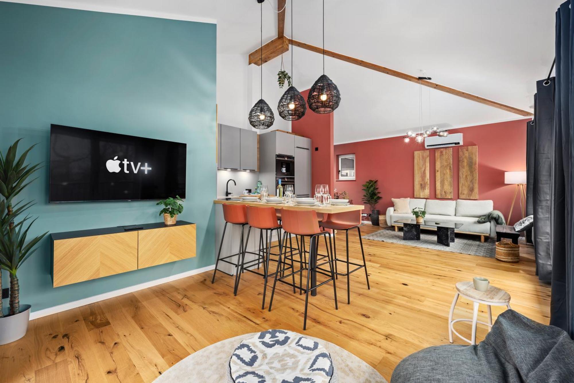 Edler Wohnraum Schwanenteich-Penthouse Mit Garage, Grill, Kaffeevollautomat, Klima, Lift & Terrasse Apartment ซวิคเคา ภายนอก รูปภาพ